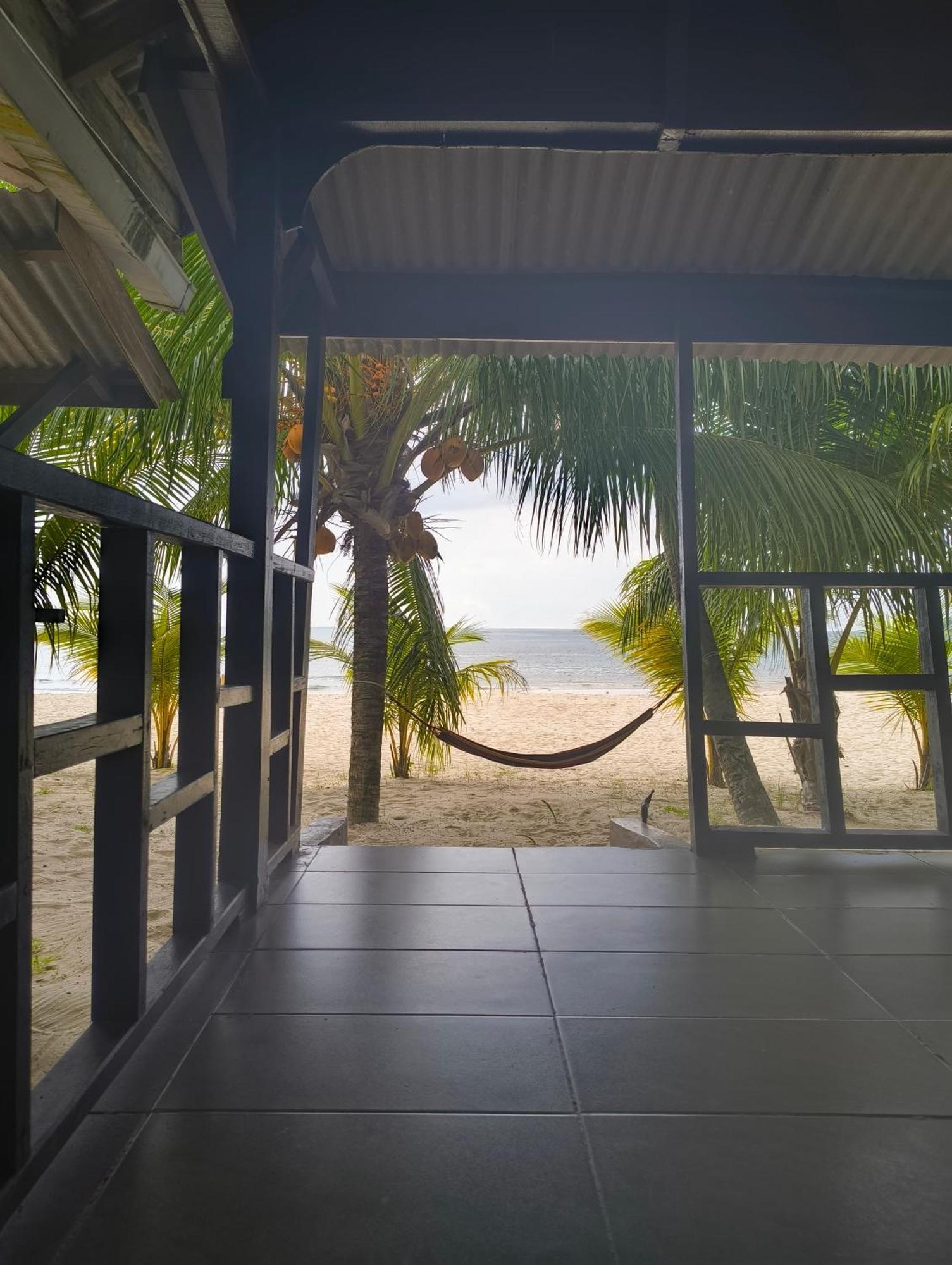 Rainbow Tioman Cottage Kampong Juara エクステリア 写真