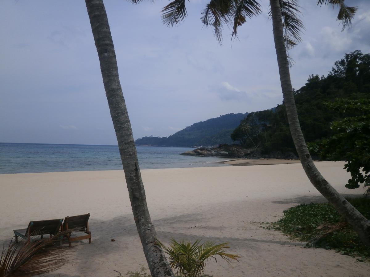 Rainbow Tioman Cottage Kampong Juara エクステリア 写真
